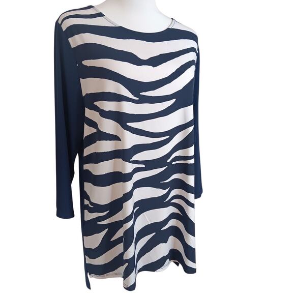 CHICO'S EASYWEAR 2 Slinky Long Tunic Top‎ Blouse LG Travel Career Animal Print - Picture 2 of 11